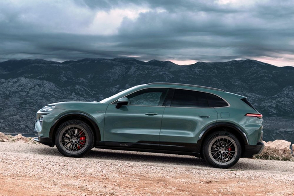 Anmeldelse af Porsche Cayenne Electric 2026: Elektrisk crossover med superdynamik Foto 3