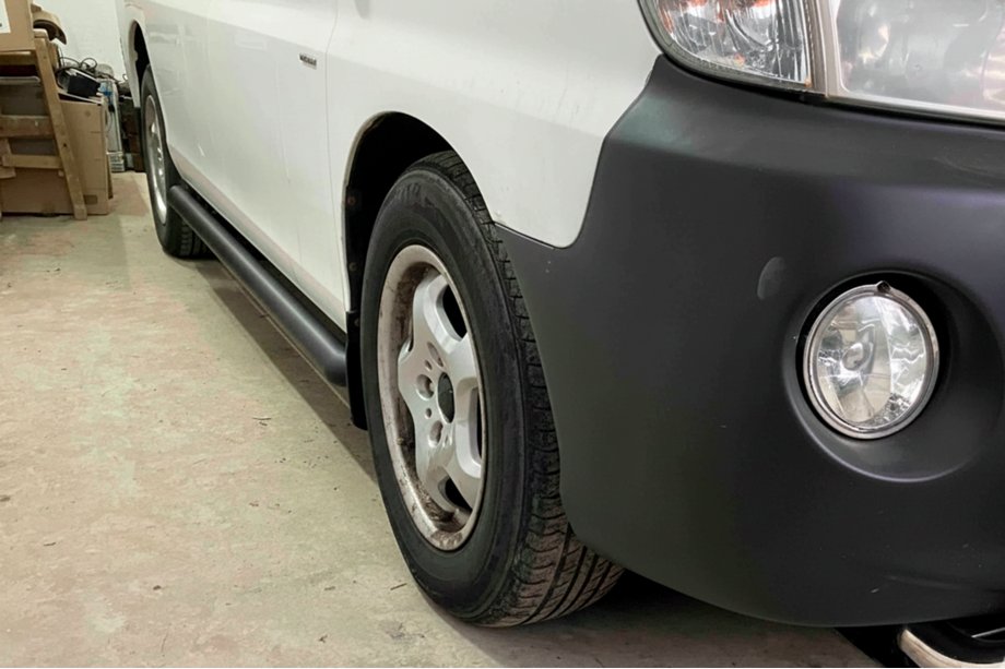 Hyundai H200, H1, Starex 1998–2007 Siderør BB002 Black (2 stk., rustfrit stål) Image