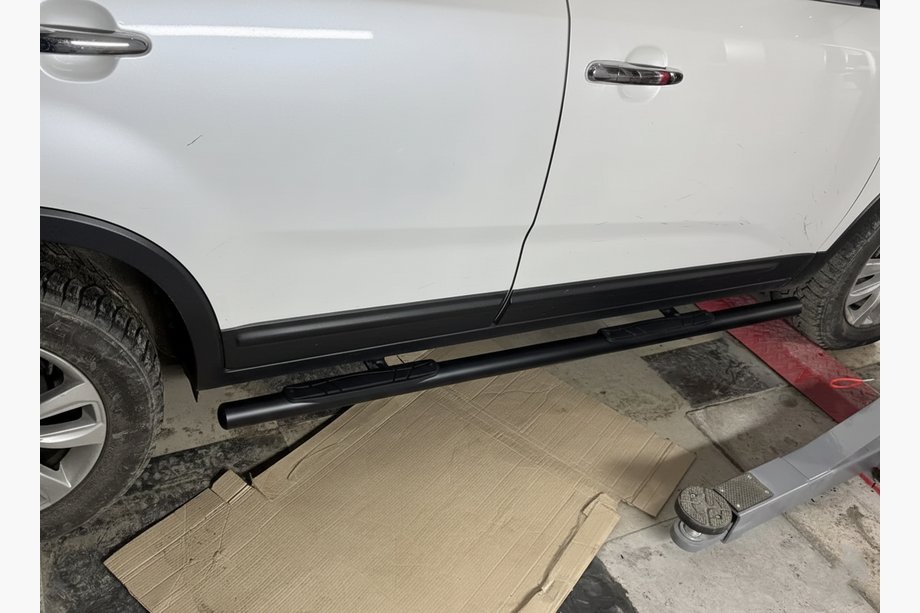 Kia Sorento II XM 2009–2014 Siderør Black (2 stk., rustfrit stål) Image