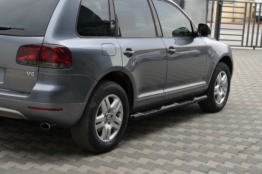 Volkswagen Touareg 2002–2010 Siderør Black (2 stk., rustfrit stål) Image