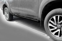 Nissan Navara/NP300 2016– Siderør Black (2 stk., rustfrit stål) foto 1