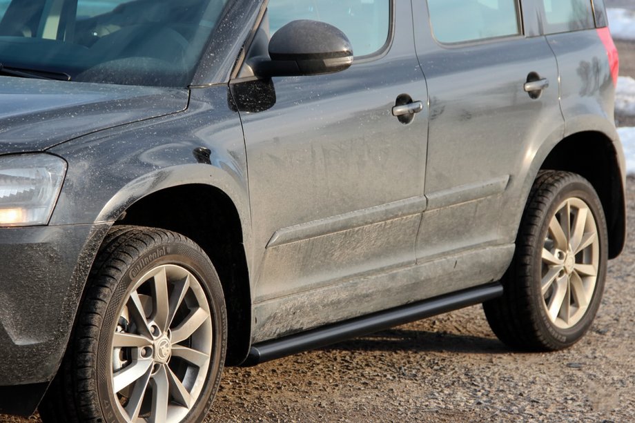Skoda Yeti 2009–2017 Siderør Black (2 stk., rustfrit stål) Image
