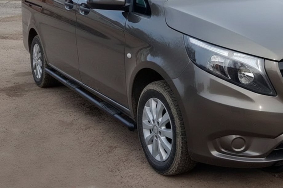 Mercedes Vito/V-klasse W447 2014– Siderør Black (2 stk., rustfrit stål) d60, kort/mellem akselafstand (L1/L2) Foto 2