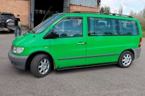 Mercedes Vito W638 1996–2003 Siderør Black (2 stk., rustfrit stål) Ø70 mm foto 2