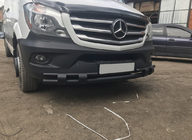 Mercedes Sprinter W906 2006–2018 Forreste nedre beskyttelsesbøjle Shark Black (rustfrit stål) 2013→ foto 1