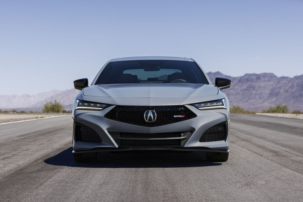Test af Acura TLX Type S (facelift 2023): Sportslig premium-sedan med turbo-V6