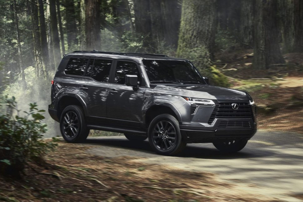 Anmeldelse af Lexus GX 550 (J250): Premium-SUV med offroad-potentiale Foto 4