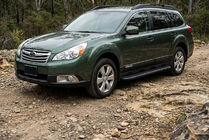Subaru Outback 2009–2014 Sidetrin Bosphorus Black (2 stk., aluminium) foto 1