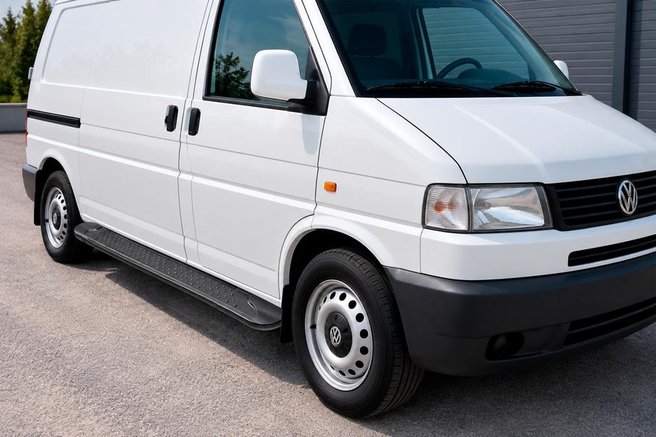Volkswagen T4 Transporter 1990–2003 Sidetrin Allmond Black (2 stk., aluminium) Kort akselafstand Image