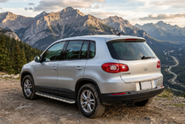 Volkswagen Tiguan 2007–2016 Maydos V1 sidetrin (2 stk., aluminium ↗ rustfrit stål) foto 1