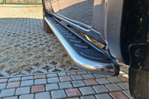 Volkswagen Amarok 2010–2022 Maydos V1 sidetrin (2 stk., aluminium ↗ rustfrit stål) foto 1