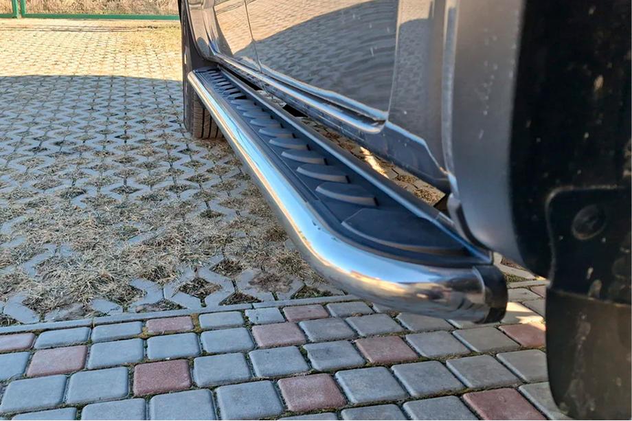 Volkswagen Amarok 2010–2022 Maydos V1 sidetrin (2 stk., aluminium ↗ rustfrit stål) Image