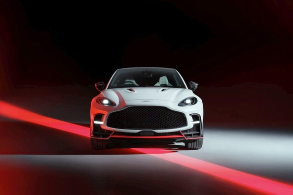 Test af Aston Martin DBX S: ultrakraftfuld luksus-super-SUV