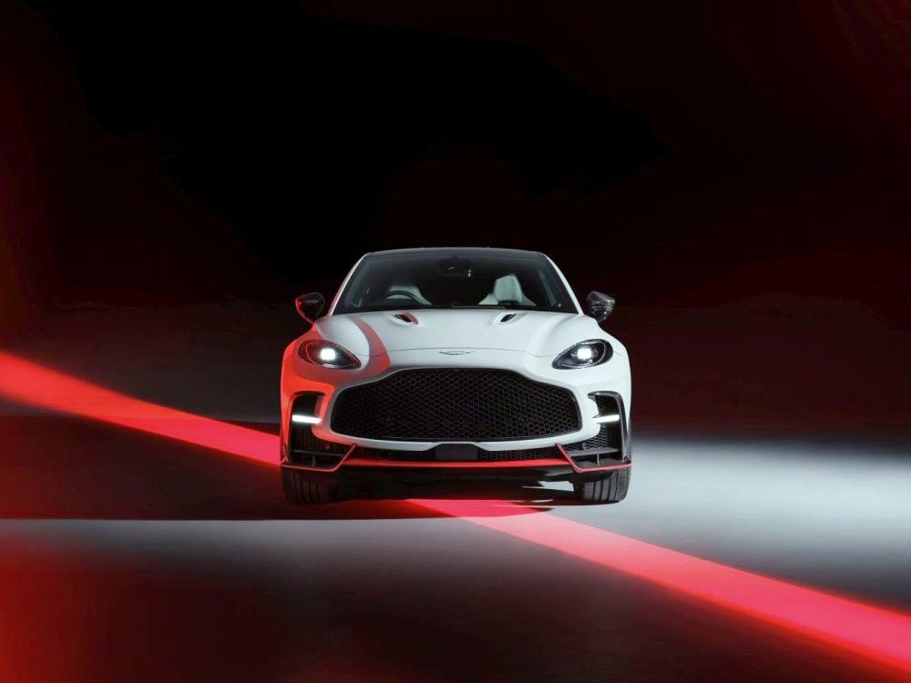 Test af Aston Martin DBX S: ultrakraftfuld luksus-super-SUV