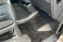 Mercedes Atego 2013– Premium tekstilmåtter (Sort) foto 2