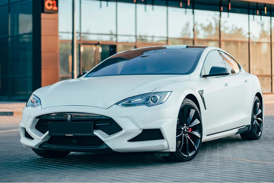Tesla Model S 2012– LRT-Design Carbon bodykit-sæt Image