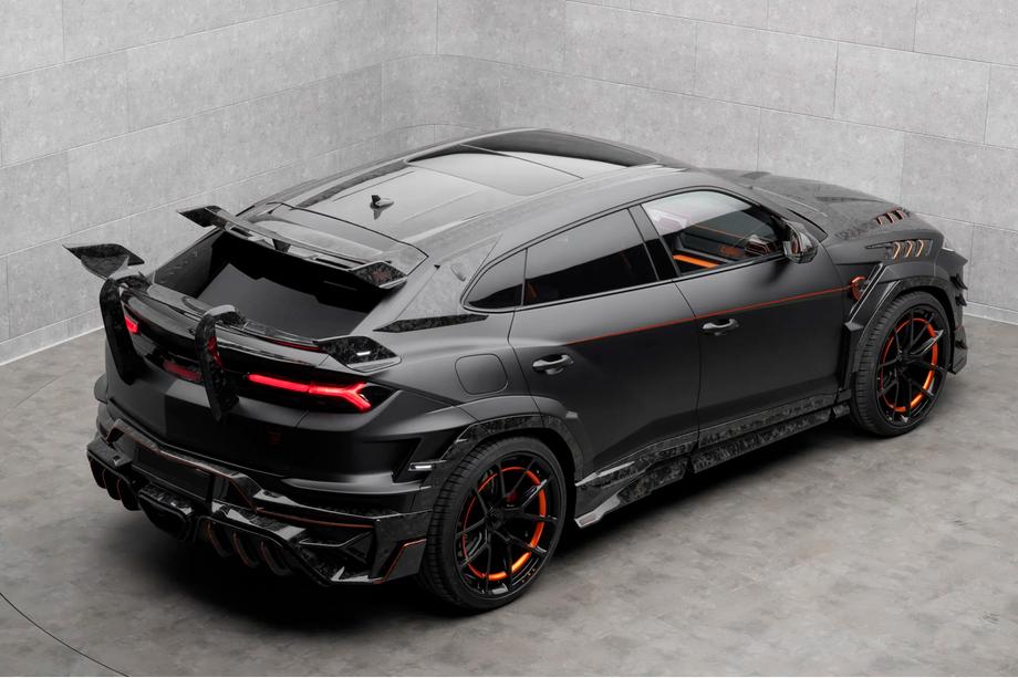 Lamborghini Urus 2018– MNSR Carbon bodykit-sæt (til SE 2024+, smedet kulfiber) Foto 2