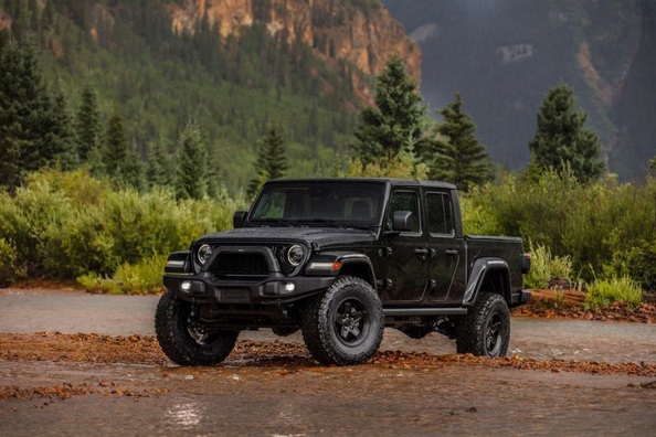 Test af Jeep Gladiator Willys 2024: legendarisk offroad-pickup i nyt design