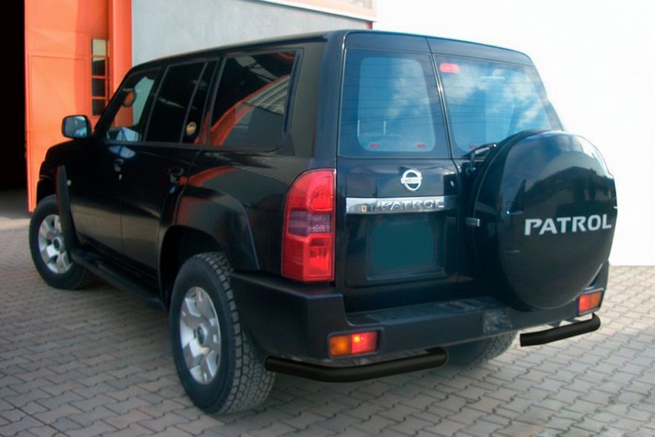 Nissan Patrol Y61 1997–2011 Baghjørner AK003 Black (2 stk., rustfrit stål) Image