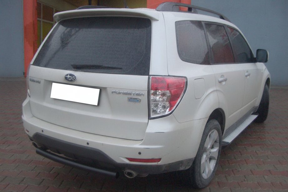 Subaru Forester 2008–2013 Bageste beskyttelsesbøjle AK002 Black (rustfrit stål) Image