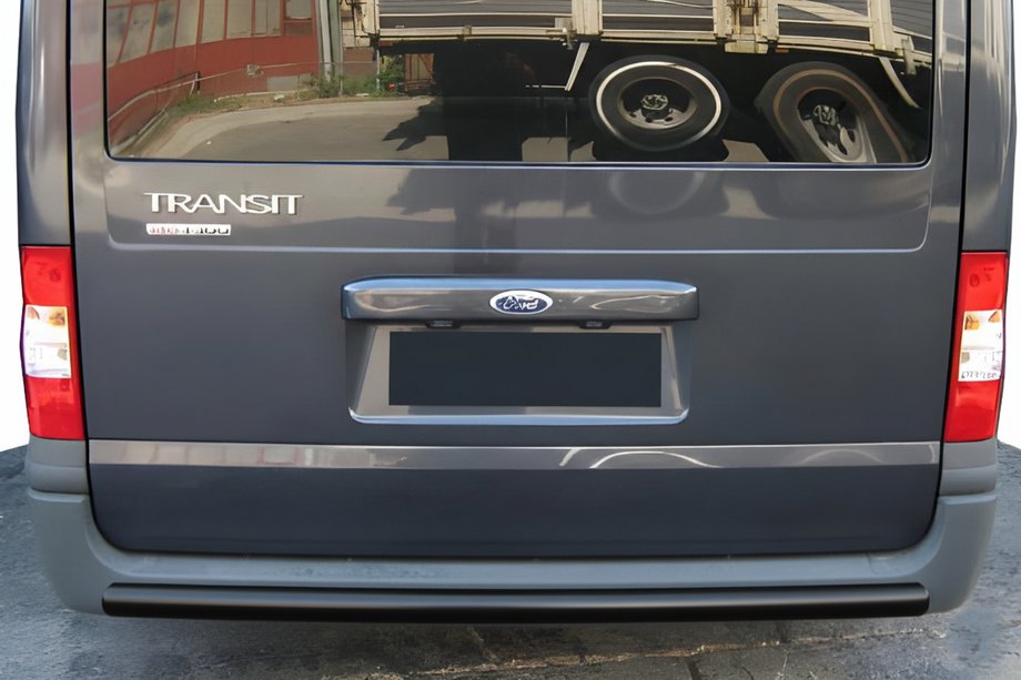 Ford Transit 2000–2014 Bagbeskyttelsesbøjle AK002 Black (rustfrit stål) Image