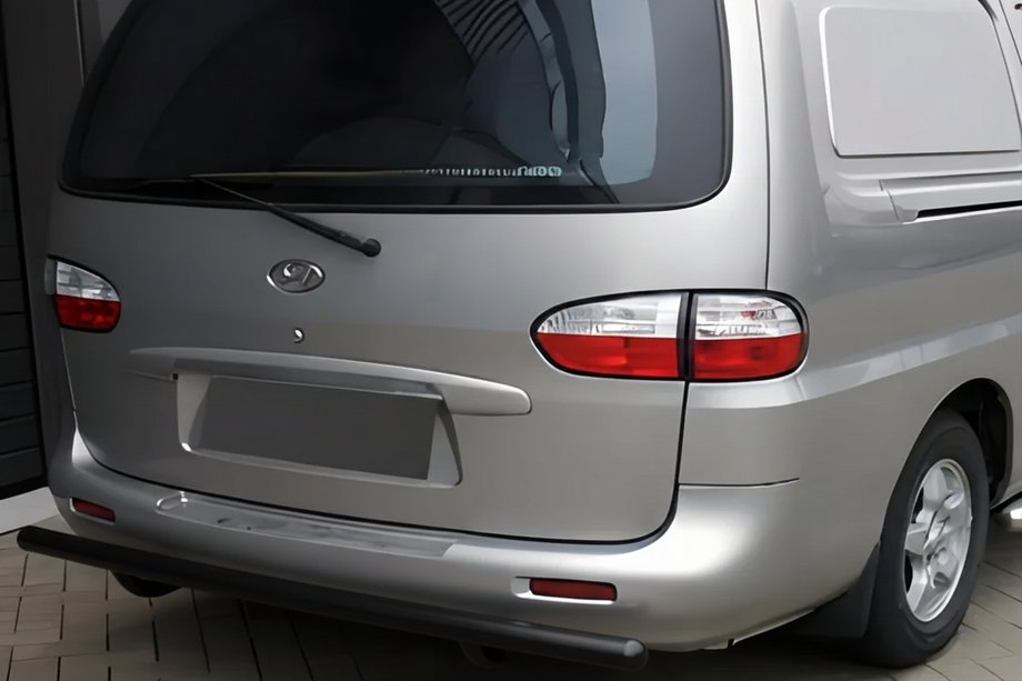 Hyundai H200, H1, Starex 1998–2007 Bagerste beskyttelsesbøjle AK002 Black (2 stk., rustfri stål) Foto 1