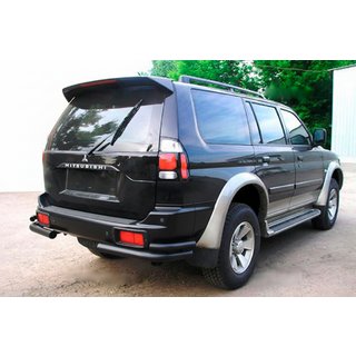 Bageste dobbelte hjørnebøjler Black (2 stk., rustfrit stål) Mitsubishi Pajero Sport 1996–2007