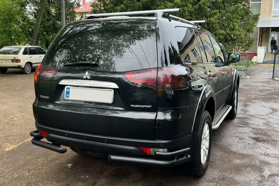 Mitsubishi Pajero Sport 2008–2015 Bageste beskyttelsesbøjle AK003-Double Black (2 stk., rustfrit stål) Image