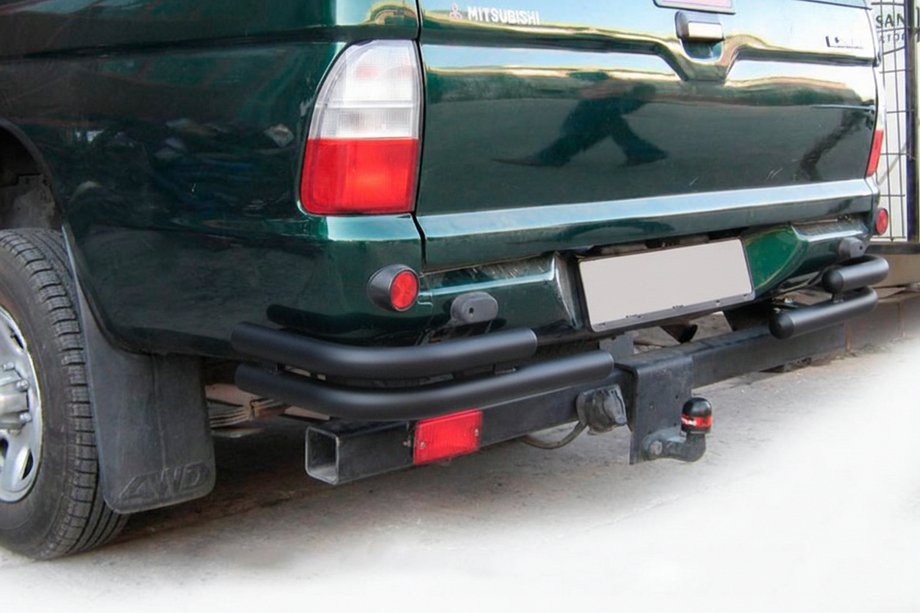 Mitsubishi L200 1996–2006 Bagerste hjørner AK003-Double Black (2 stk., rustfrit stål) Image