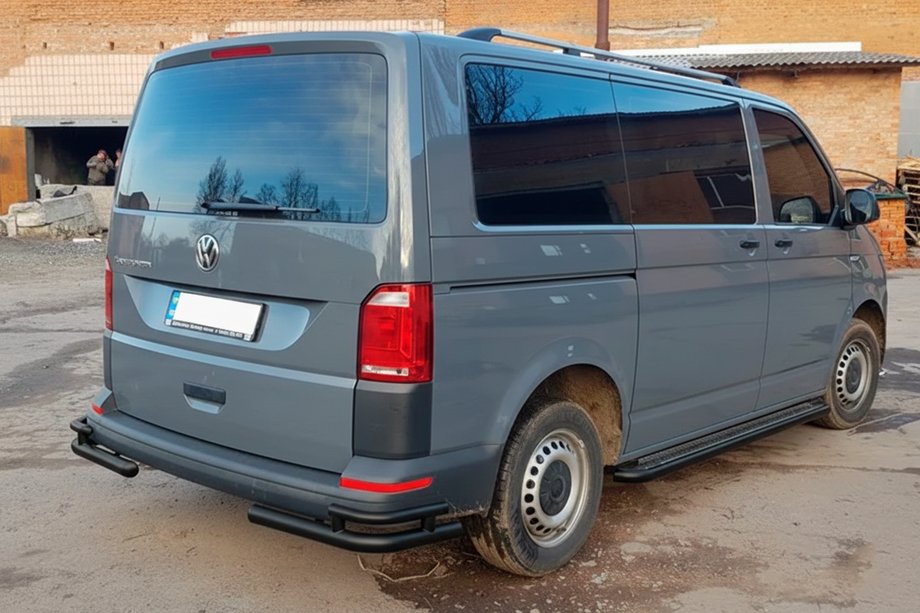 Volkswagen T6 2015–2024 Bagerste hjørnebeskyttere AK003-Double Black (2 stk., rustfrit stål) Foto 4