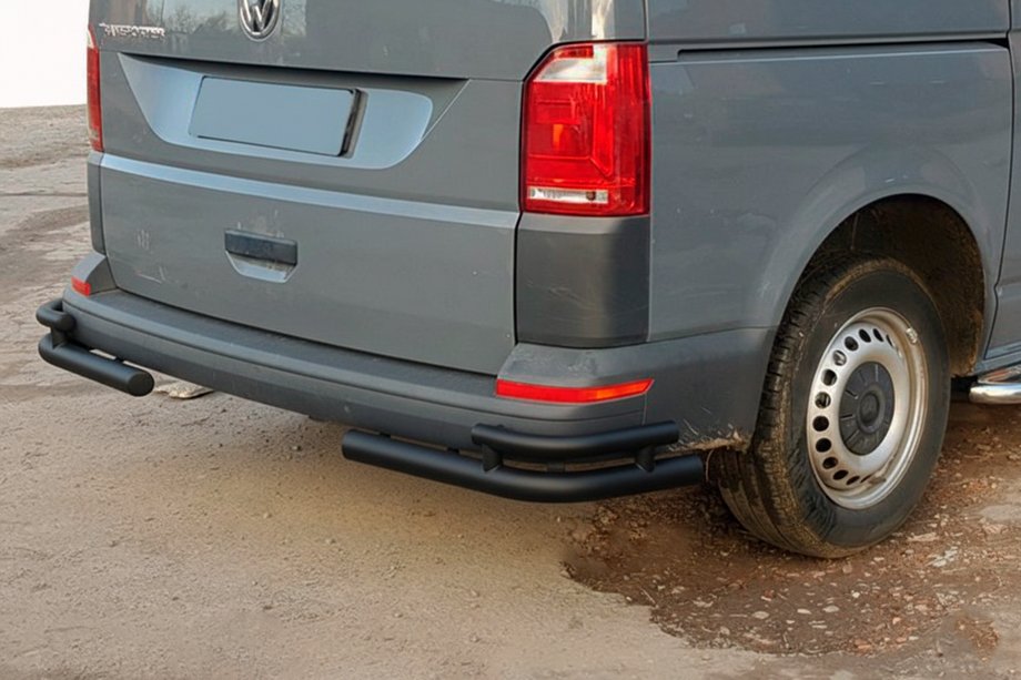 Volkswagen T6 2015–2024 Bagerste hjørnebeskyttere AK003-Double Black (2 stk., rustfrit stål) Foto 1