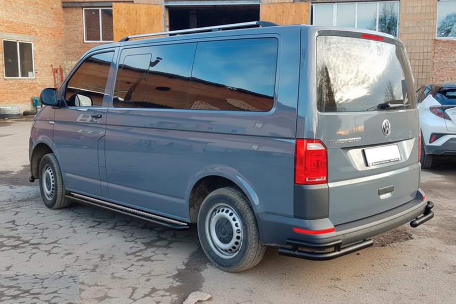 Volkswagen T6 2015–2024 Bagerste hjørnebeskyttere AK003-Double Black (2 stk., rustfrit stål) Foto 6