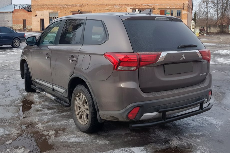 Mitsubishi Outlander 2012–2021 Bagbøjle AK004-2 Black (rustfrit stål) Image