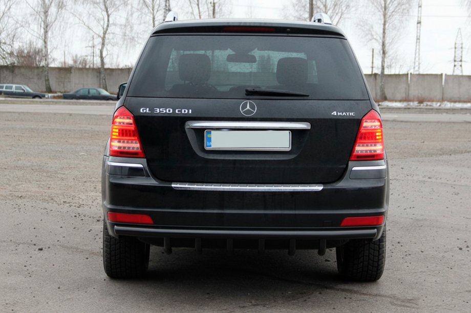 Mercedes GL-klasse X164 2006–2012 Bagbøjle AK-style Black (rustfrit stål) Image