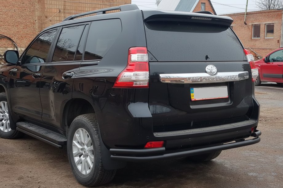 Toyota Land Cruiser Prado 150 2009–2023 Bagbeskyttelsesbøjle AK005-2 Black (rustfrit stål) Image