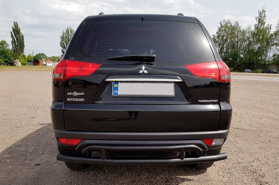 Mitsubishi Pajero Sport 2008–2015 Bageste beskyttelsesbøjle AK002-2 Black (2 stk., rustfrit stål) Image