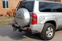 Nissan Patrol Y61 1997–2011 Bageste beskyttelsesbøjle AK005-3 Black (rustfrit stål) foto 4