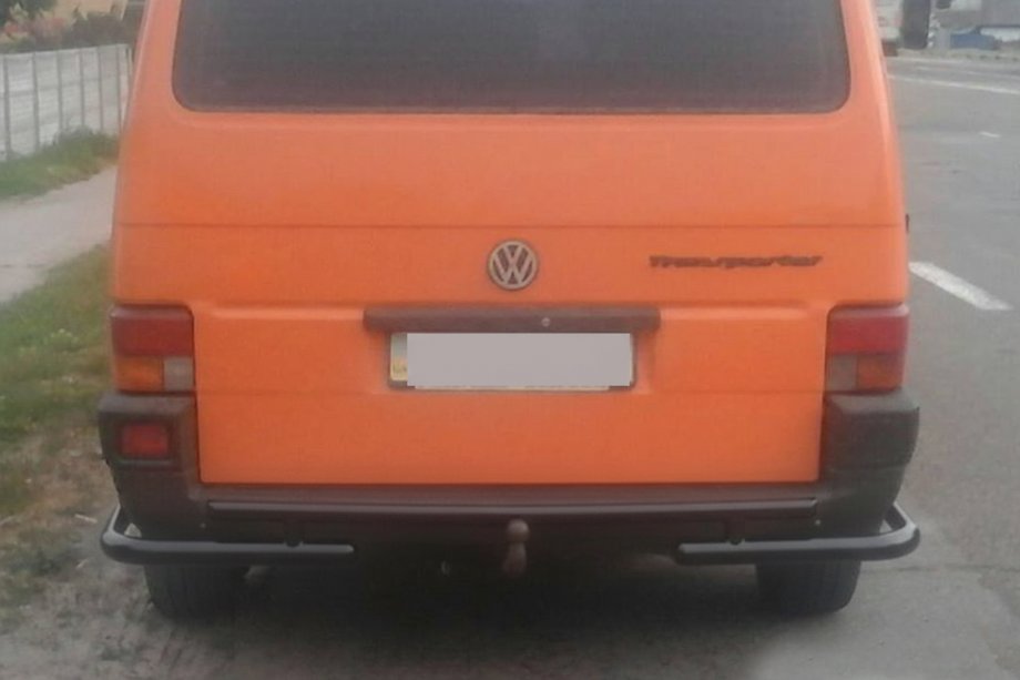 Volkswagen T4 Transporter 1990–2003 Bagerste bøjle AK003-2 Black (rustfrit stål) Image