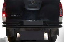 Nissan Navara 2006–2015 Bagbøjle AK005-3 Black (rustfrit stål) foto 1