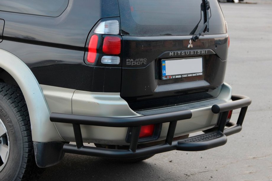Mitsubishi Pajero Sport 1996–2007 Bageste beskyttelsesbøjle AK-Special Black (rustfrit stål) Image