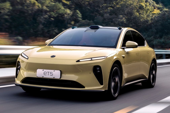 Anmeldelse af NIO ET5: Smart elektrisk sedan med rækkevidde på op til 1000 km Foto 2