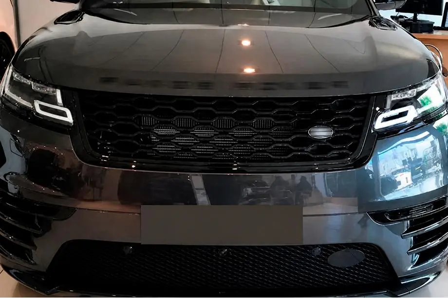 Range Rover Velar 2017– Frontgrill Black Image