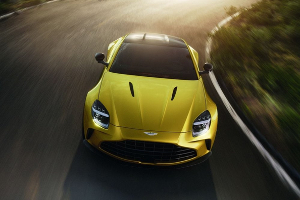 Test af den britiske sportsvogn Aston Martin Vantage 2025