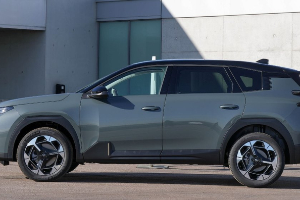 Citroën C5 Aircross Plug-in Hybrid (2025): anmeldelse af den opladelige crossover Foto 2