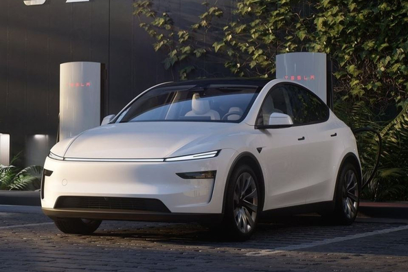 Tesla Model Y (Juniper 2025): test af den opdaterede el-crossover