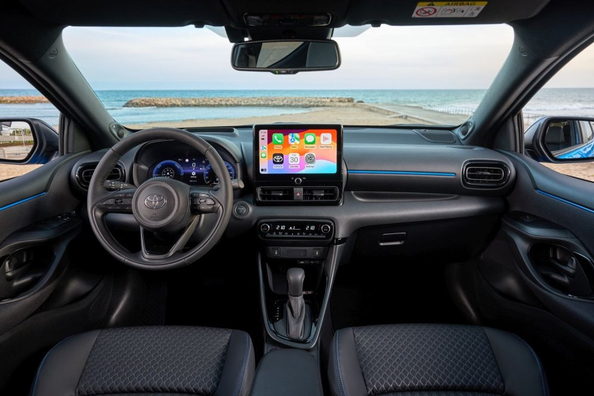 Toyota Yaris Full Hybrid: anmeldelse af den økonomiske byhatchback Foto 5