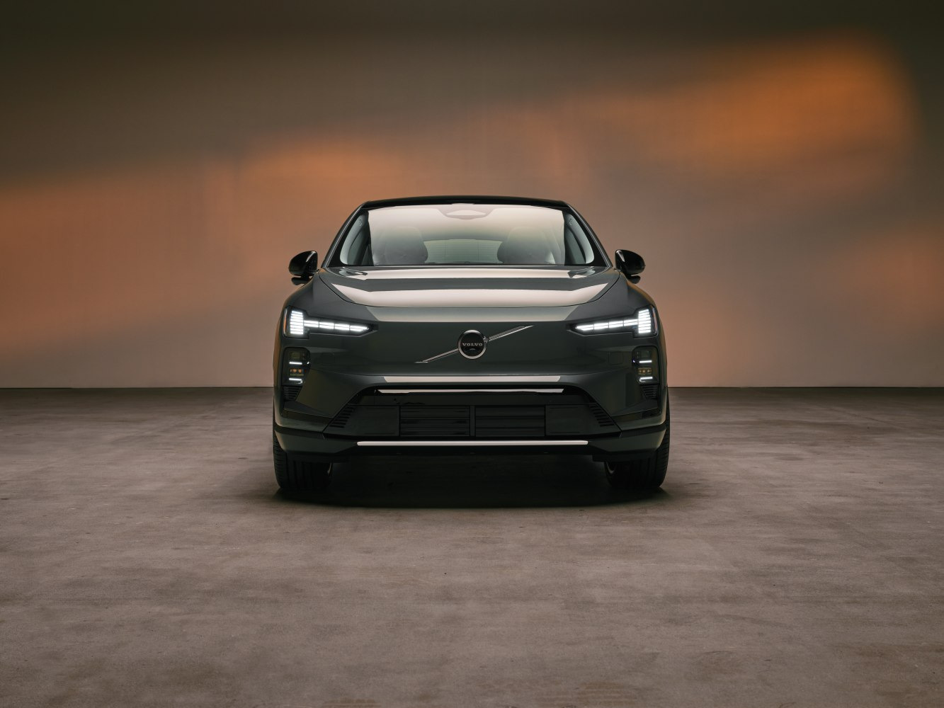 Volvo EX60 (2026) – anmeldelse af den fuldelektriske mellemstore SUV