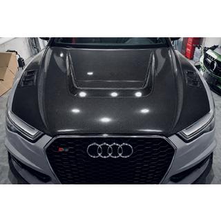 Motorhjelm (2014-2017, carbon)