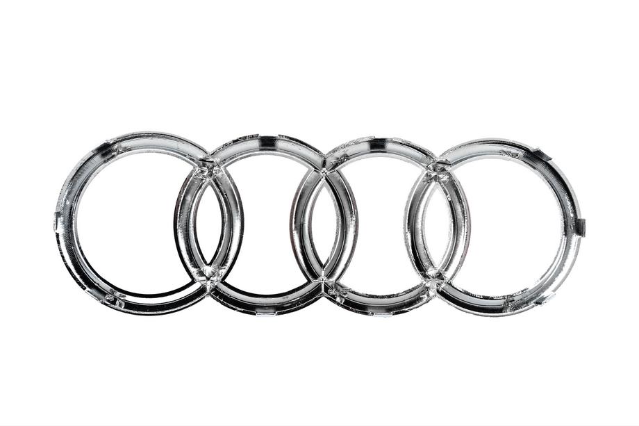 Audi frontemblem i krom (285 x 100 mm) Foto 4