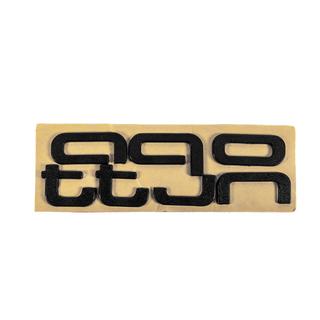 Quattro Black emblem foto 2